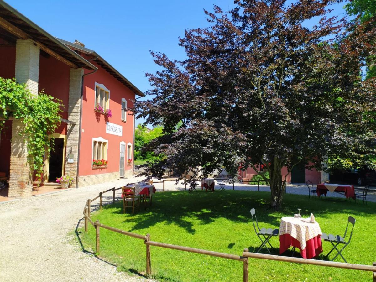 Agriturismo Le Corti Della Gualdana Voghera Zewnętrze zdjęcie