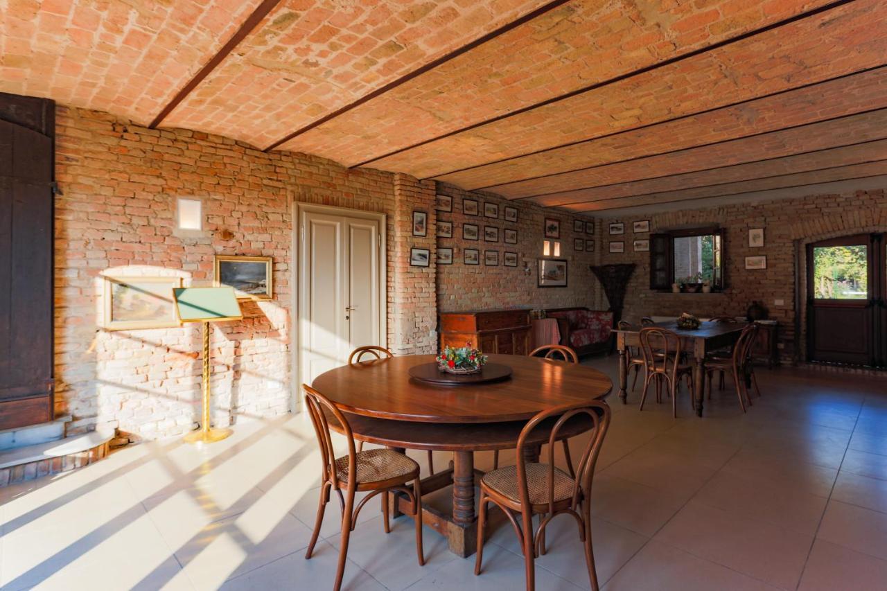 Agriturismo Le Corti Della Gualdana Voghera Zewnętrze zdjęcie