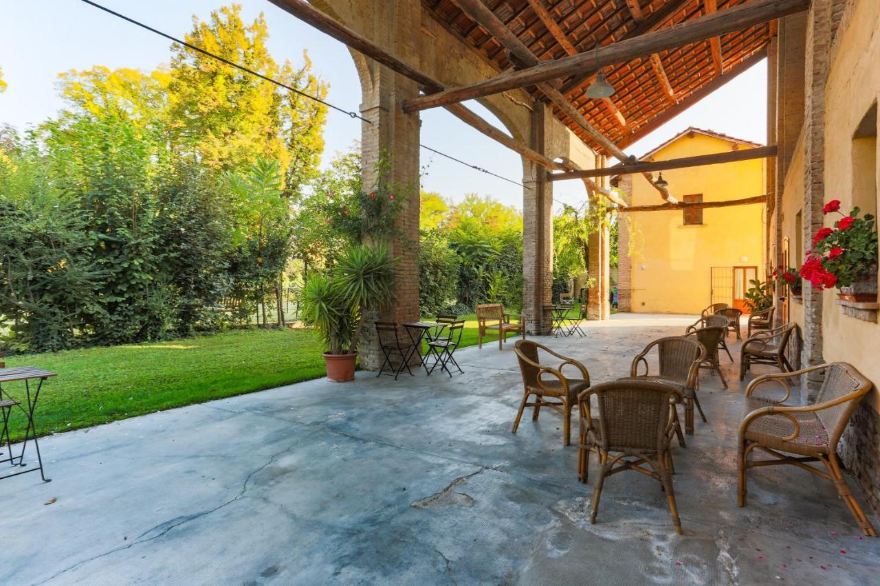Agriturismo Le Corti Della Gualdana Voghera Zewnętrze zdjęcie