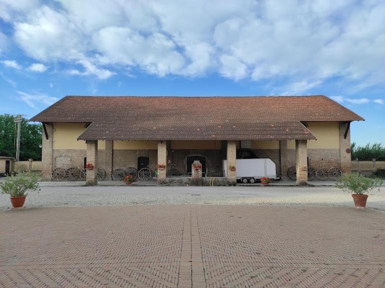 Agriturismo Le Corti Della Gualdana Voghera Zewnętrze zdjęcie