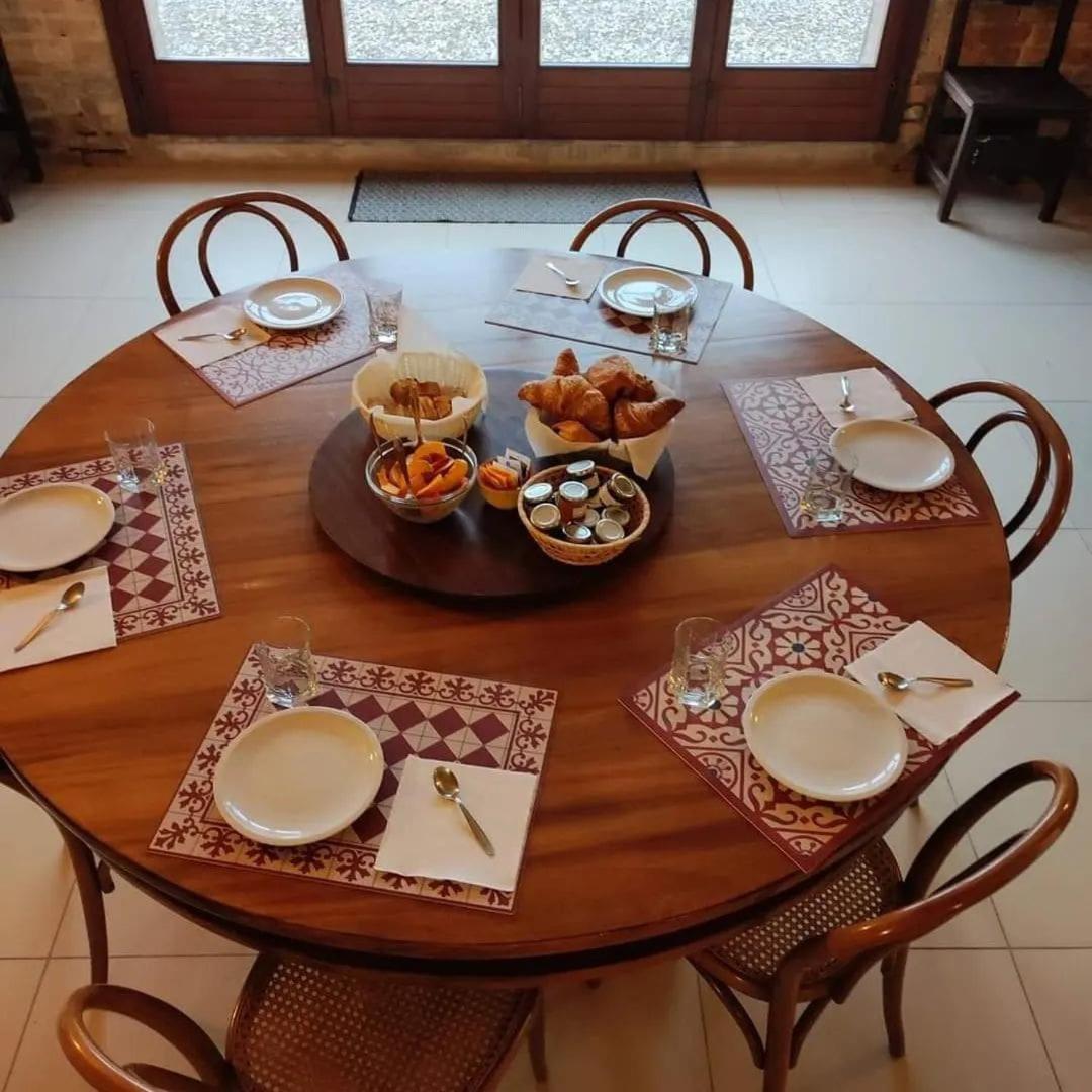 Agriturismo Le Corti Della Gualdana Voghera Zewnętrze zdjęcie